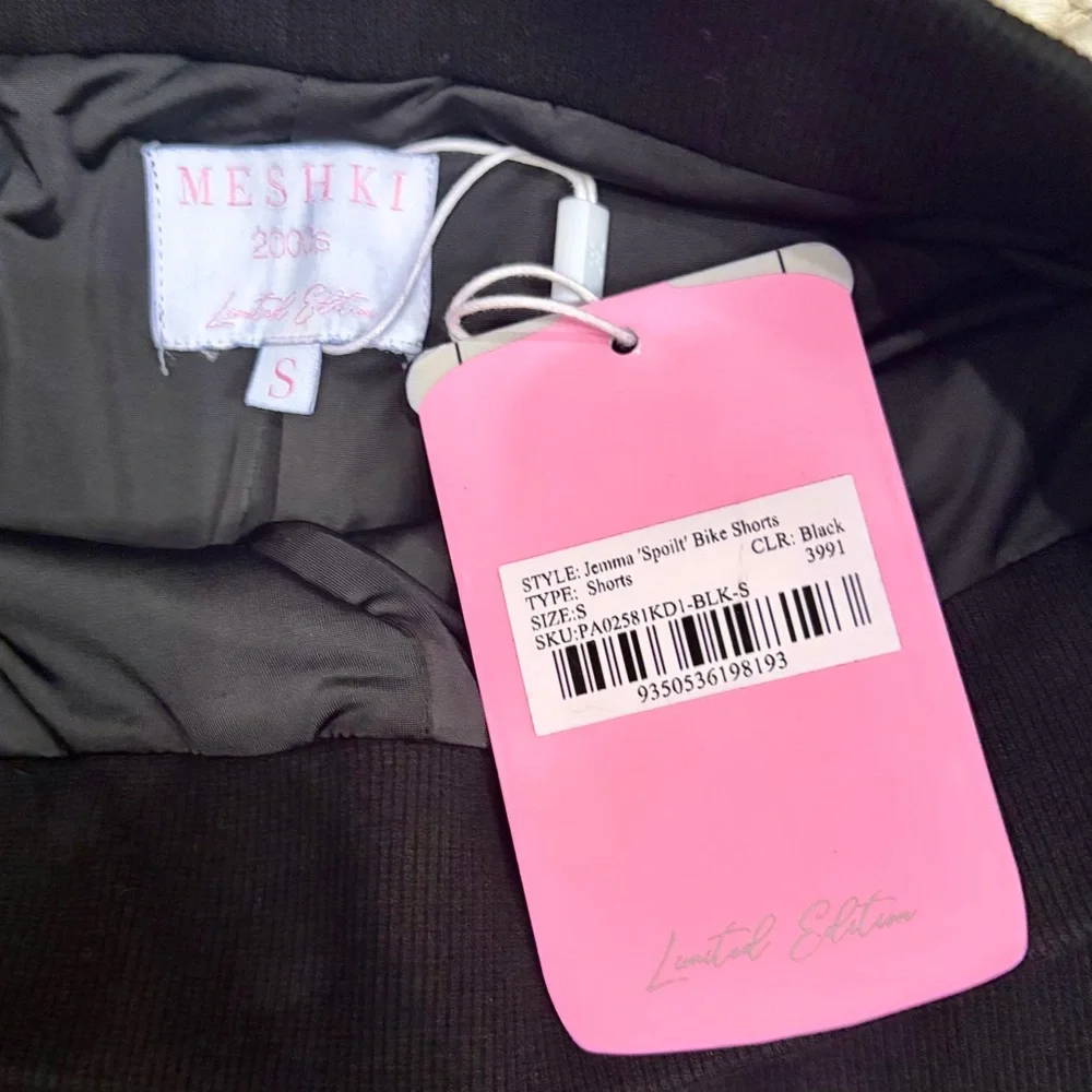 MESHKI Black Bike Shorts Size Small